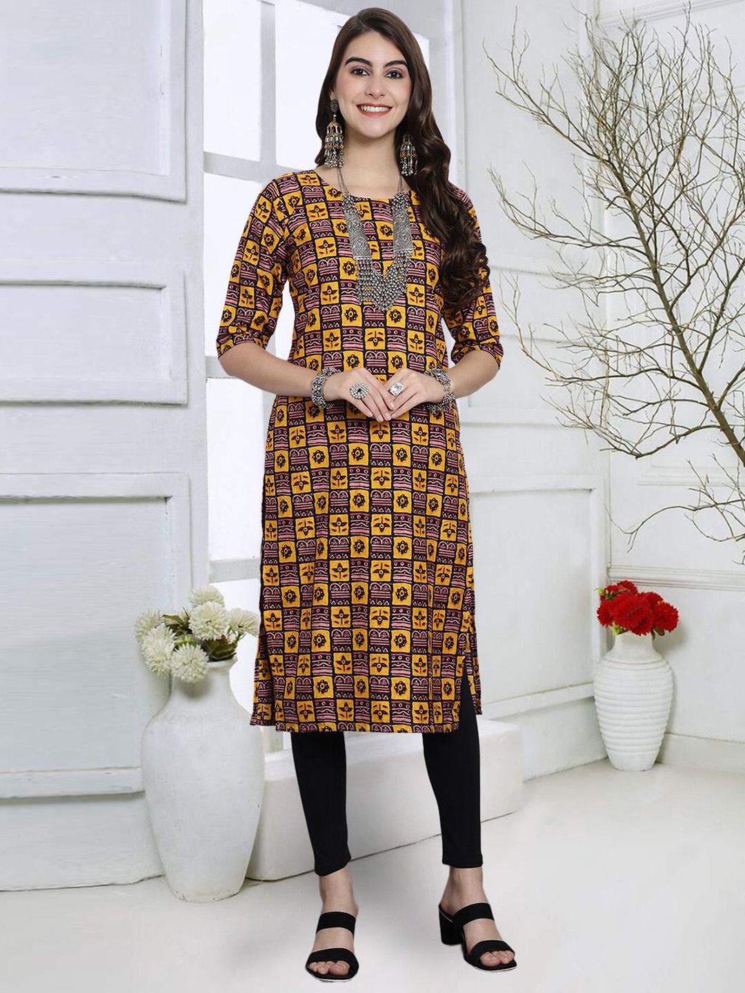 

7Threads Women Geometric Checked Thread Work Floral Crepe Kurta, Multi