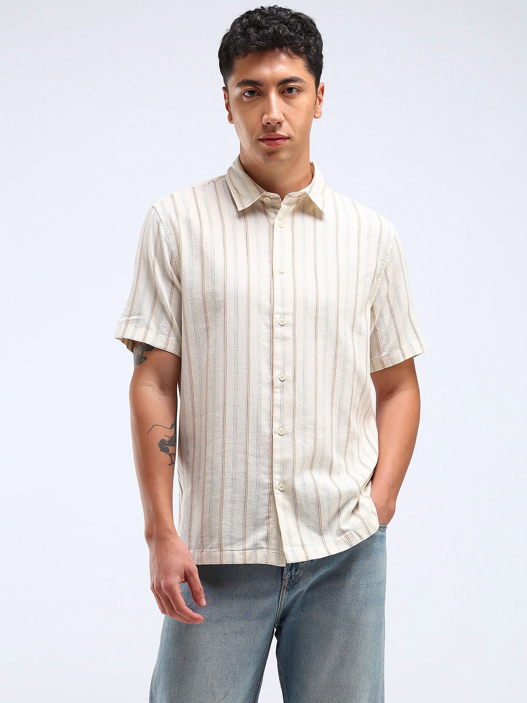 

Flying Machine Men Opaque Striped Casual Shirt, White