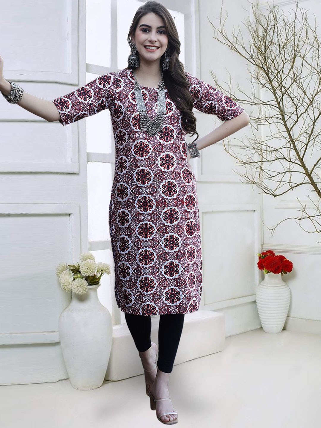 

7Threads Women Geometric Printed Cold-Shoulder Sleeves Thread Work Floral Crepe Kurta, Multi