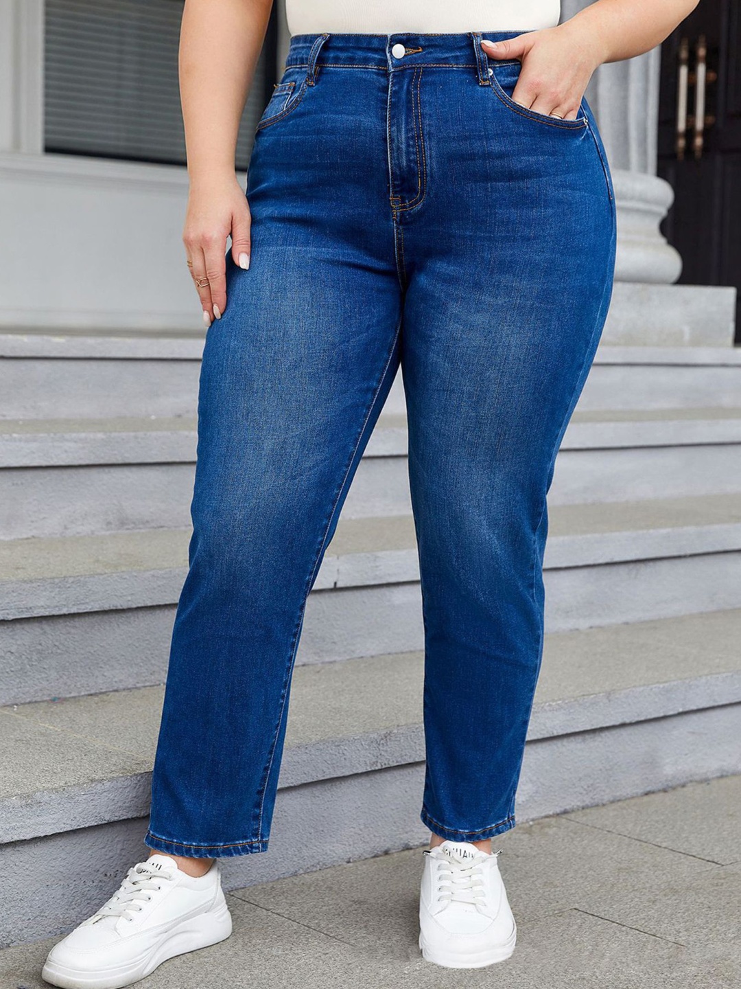 

LULU & SKY Plus Size Women Straight Fit Mid-Rise Light Fade Jeans, Navy blue