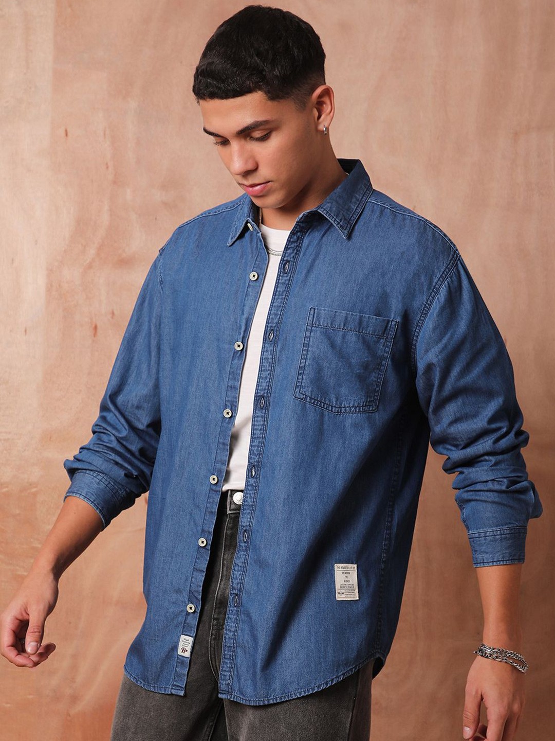

The Roadster Lifestyle Co Relaxed Fit Denim Casual Shirts, Blue