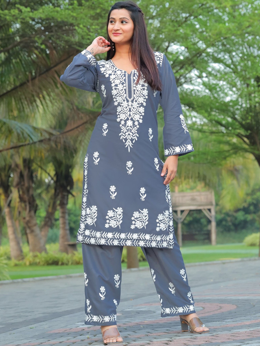 

LeeliPeeri Designer Embroidered Straight Kurta Set, Grey