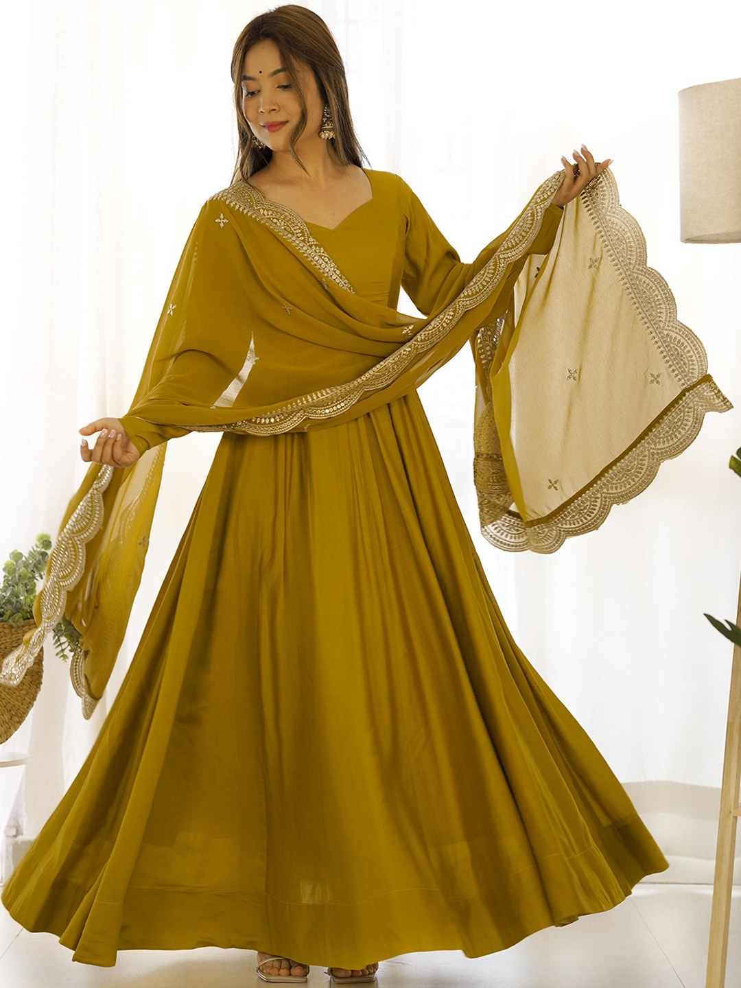 

CaniBani Women Regular Kurta with Trousers & With Dupatta, Mustard