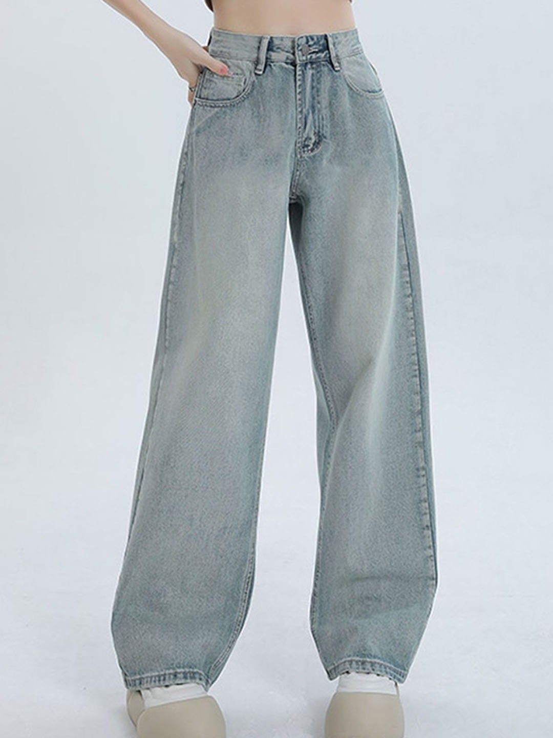 

LULU & SKY Women Straight Fit High-Rise Low Distress Heavy Fade Jeans, Blue