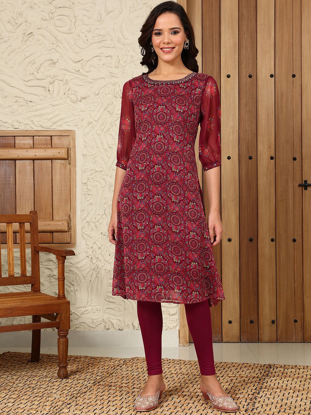 

W Women Ethnic Motifs Printed Sequinned Kurta, Red