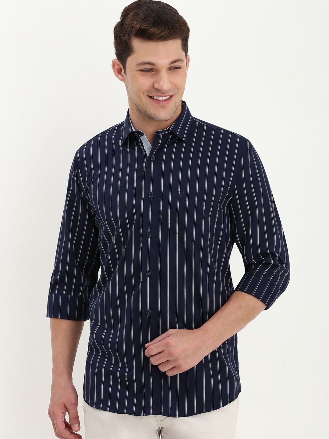 

Allen Solly Men Slim Fit Opaque Striped Casual Shirt, Navy blue