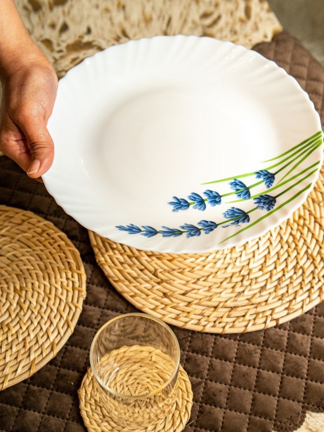 

AJAARA 2Pcs Beige Textured Natural Rattan Table Placemats