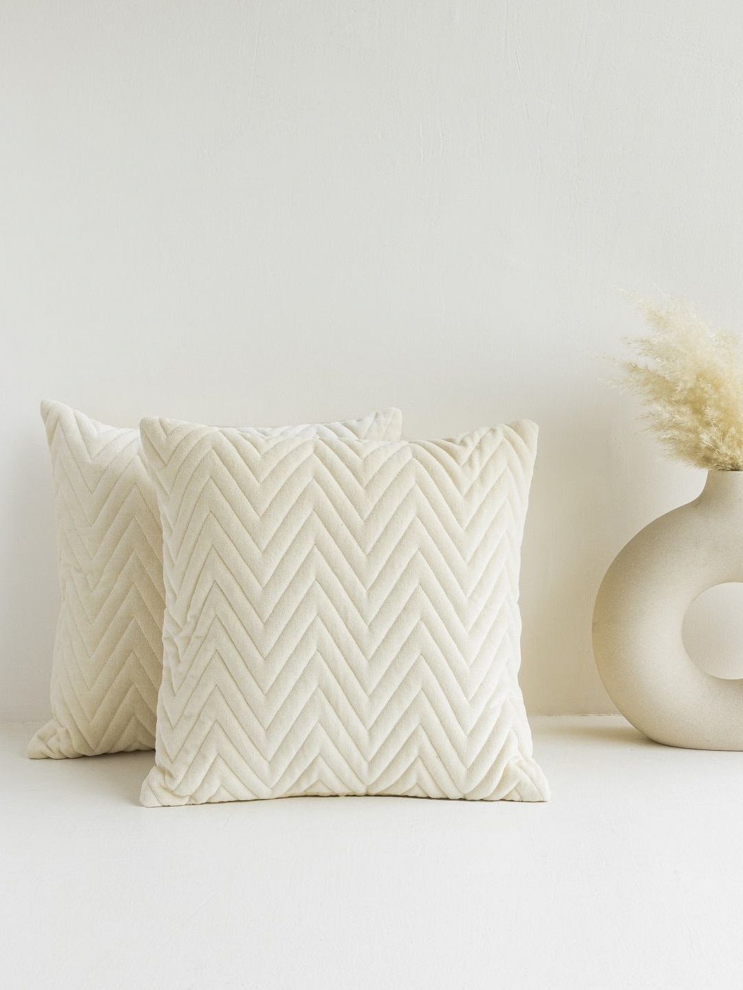 

HOMEMONDE Off White Set of 2 Geometric Square Cushion Covers