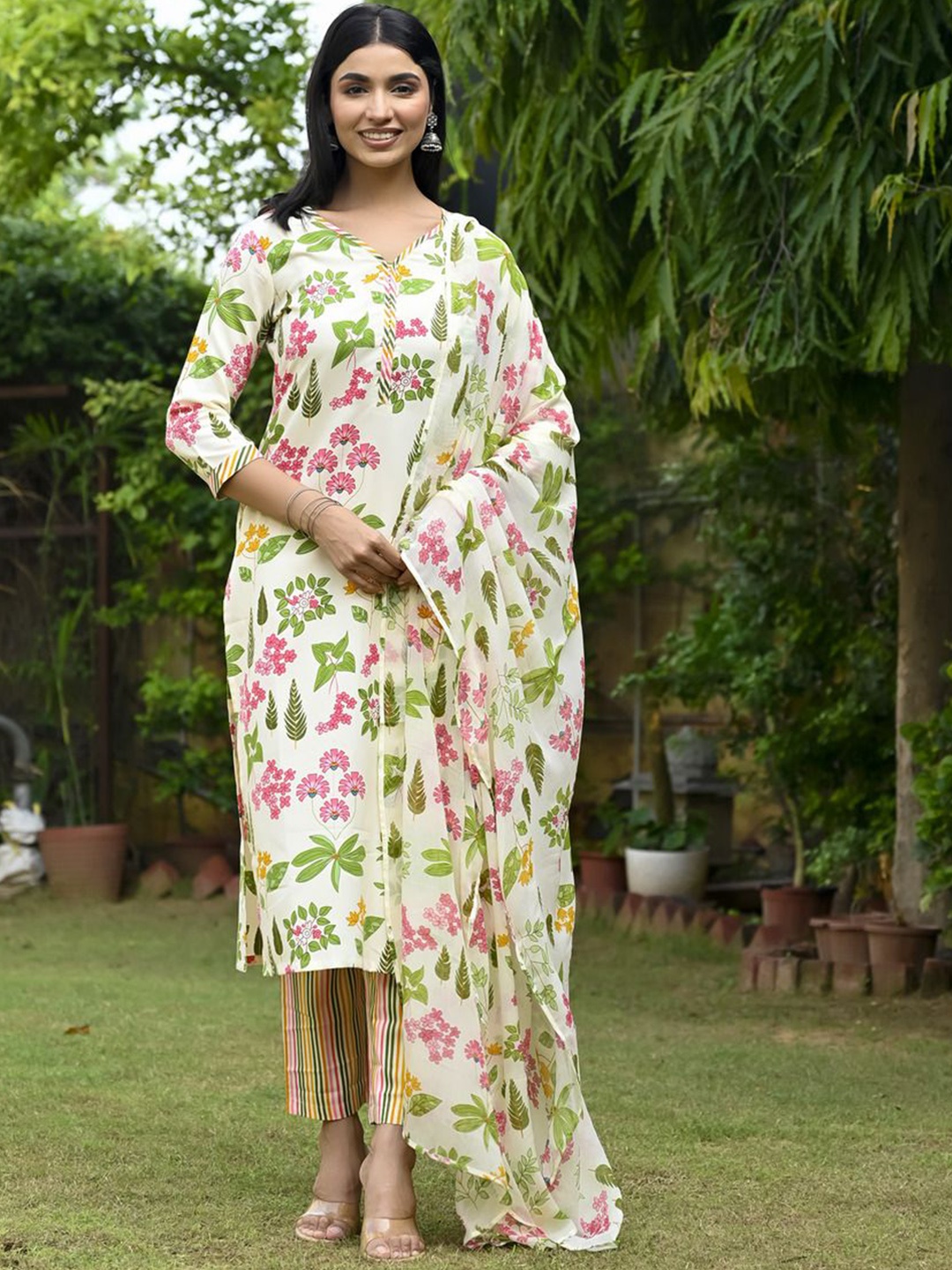 

Anni Designer Women Floral Printed Regular Kurta with Trousers & With Dupatta, Cream