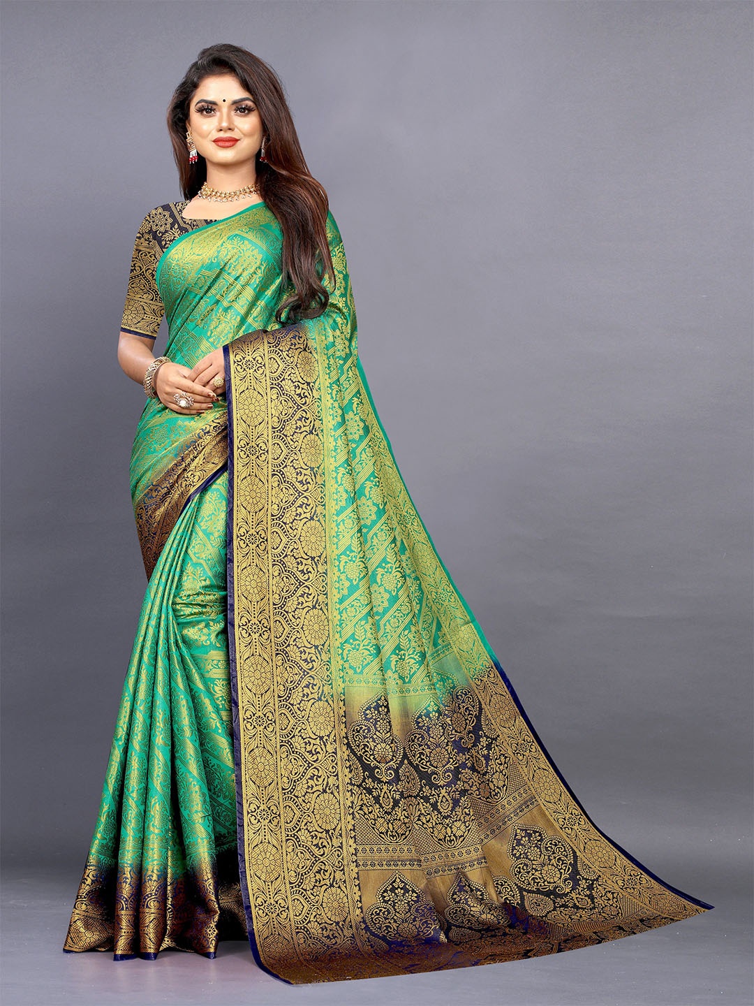 

Shobhangi Ethnic Motifs Zari Art Silk Banarasi Saree, Green