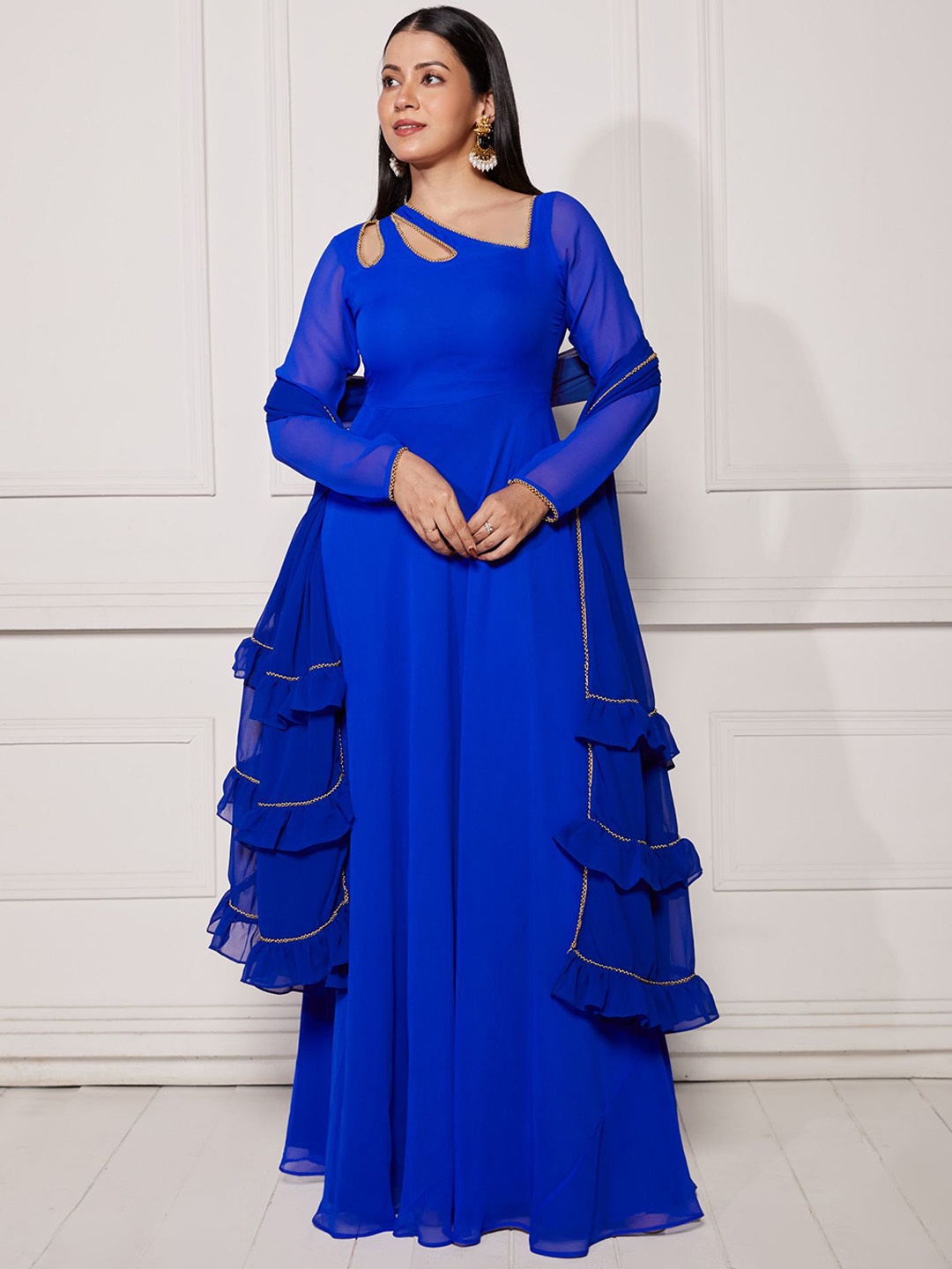 

NUD Women Flared Sleeves Thread Work Georgette Kurta, Blue
