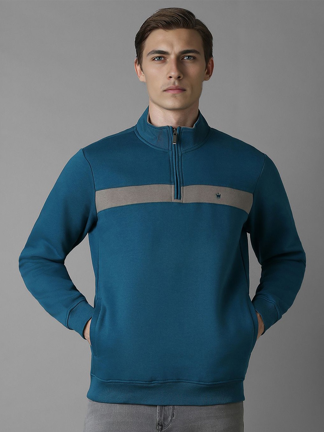 

Louis Philippe Men Colourblocked Sweatshirt, Blue