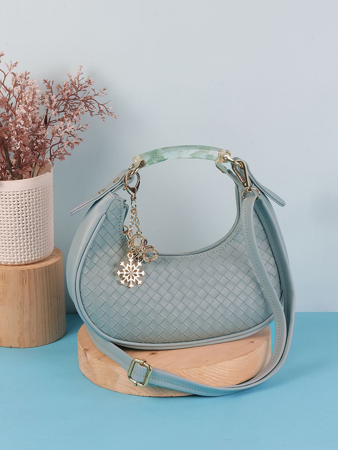 

Metro Textured Sling Bag, Blue