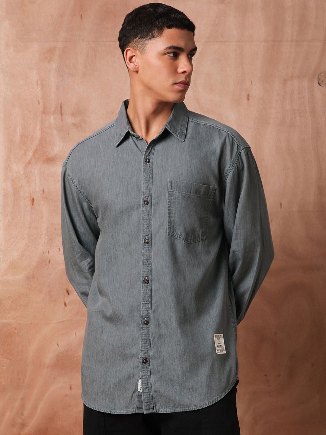 

The Roadster Lifestyle Co Relaxed Fit Denim Casual Shirts, Grey