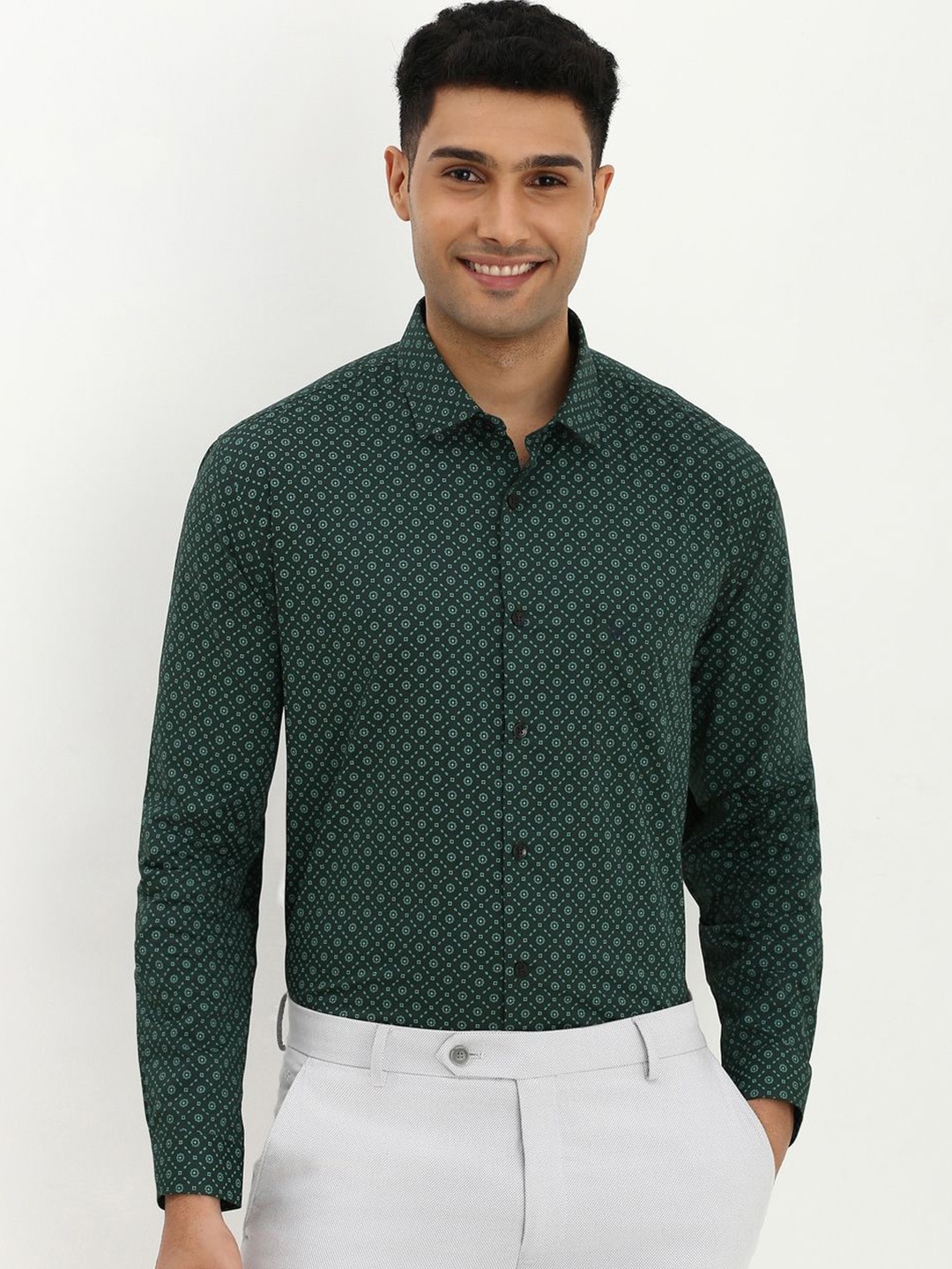 

Allen Solly Men Slim Fit Opaque Printed Formal Shirt, Green