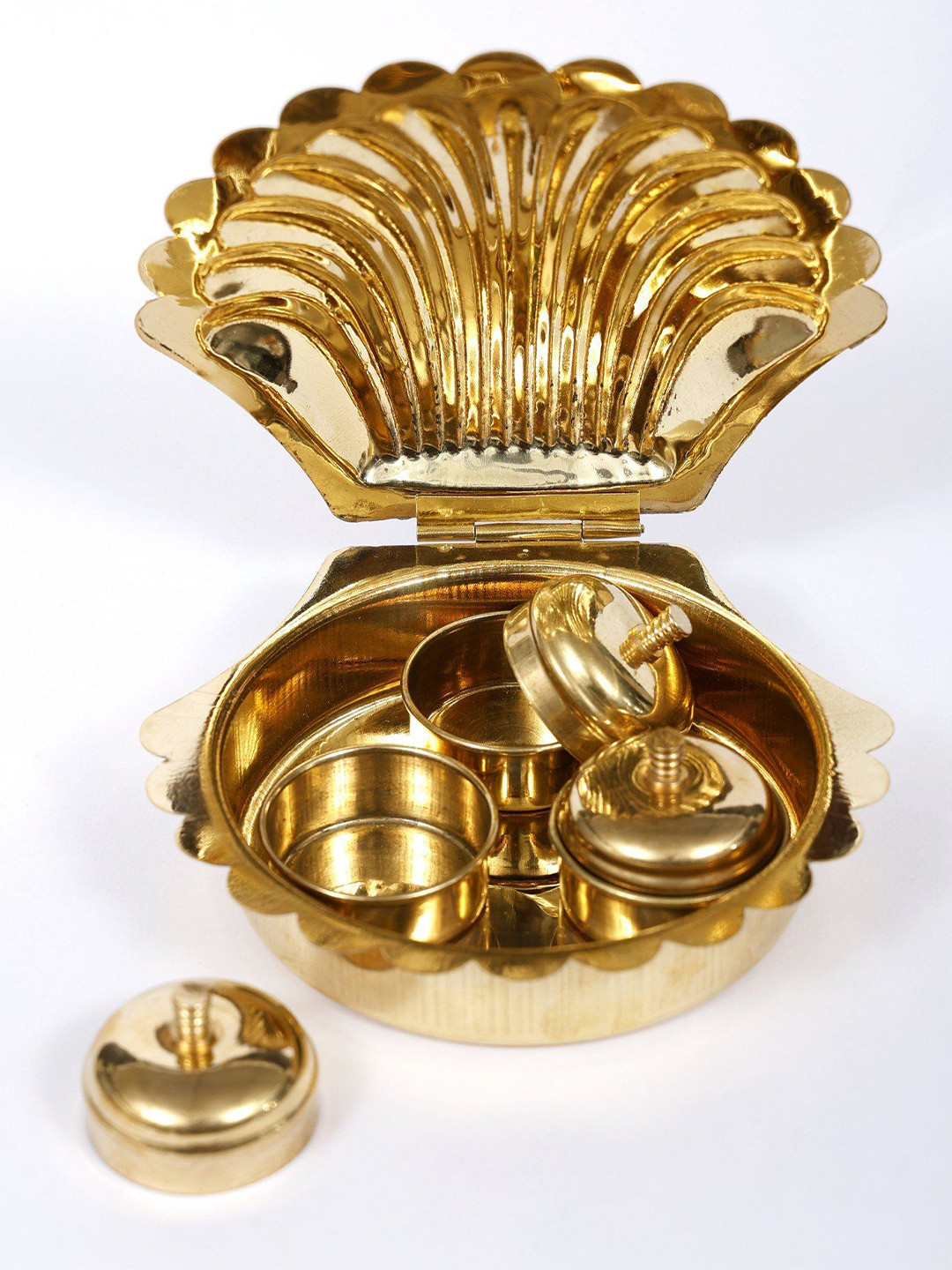 

Exotic India Oyster Haldi Kumkum Box, Gold