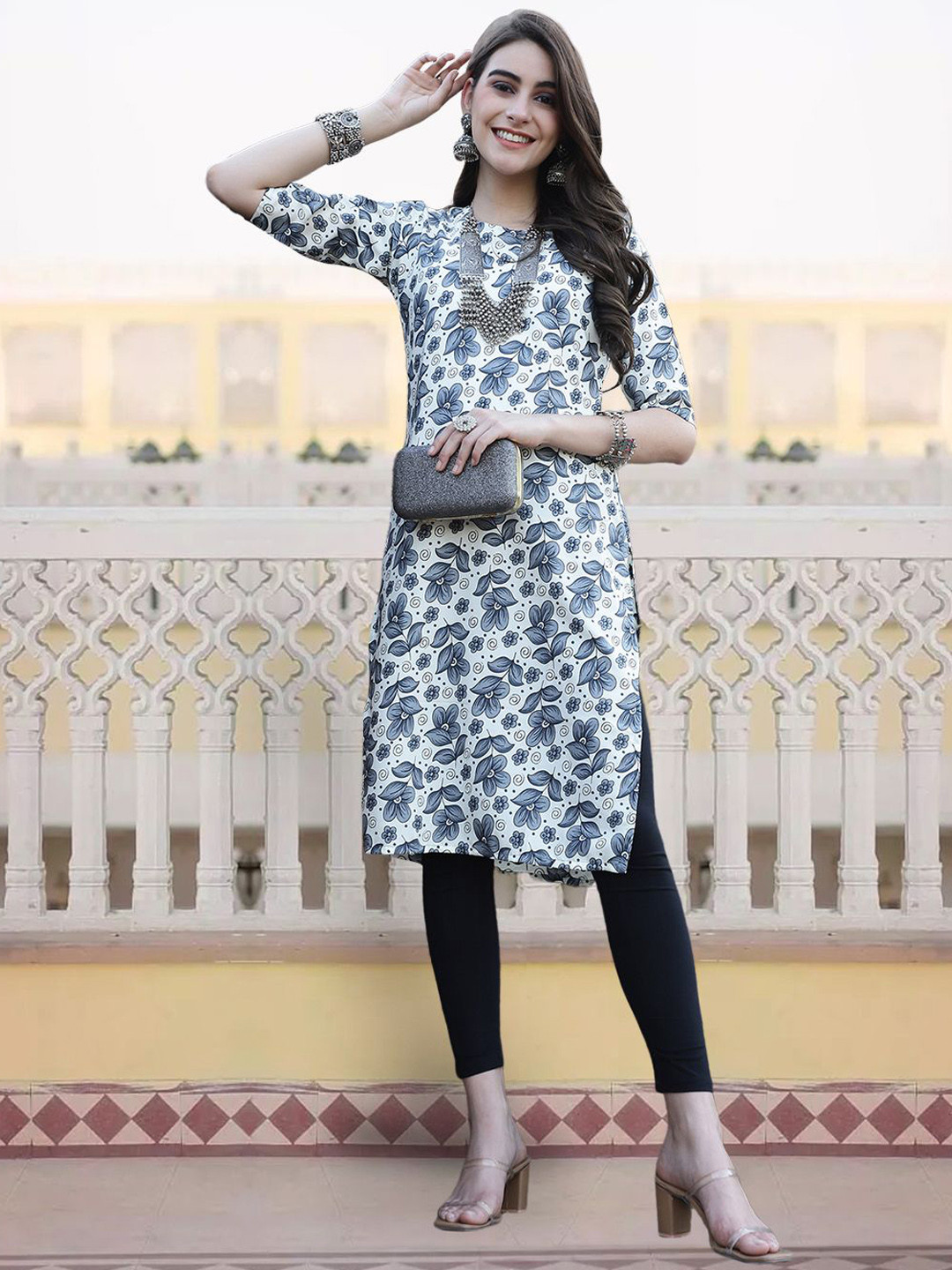 

7Threads Women Ethnic Motifs Printed Sequinned Floral Crepe Anarkali Kurta, Multi