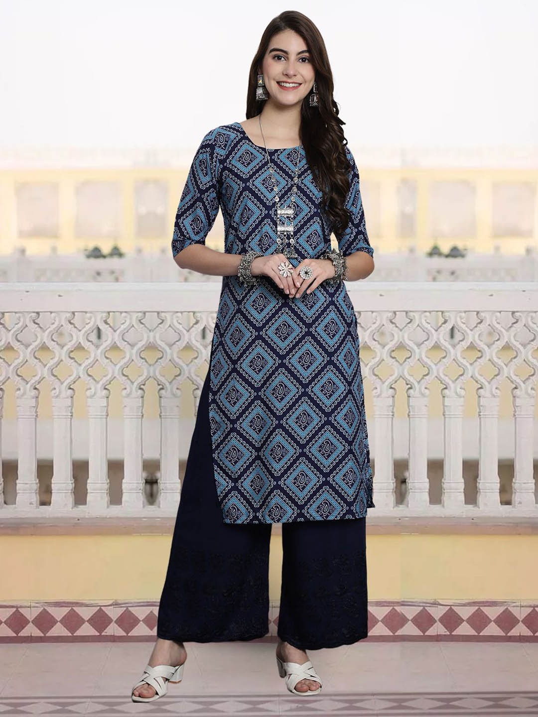 

7Threads Women Geometric Printed Floral Crepe Kurta, Multi