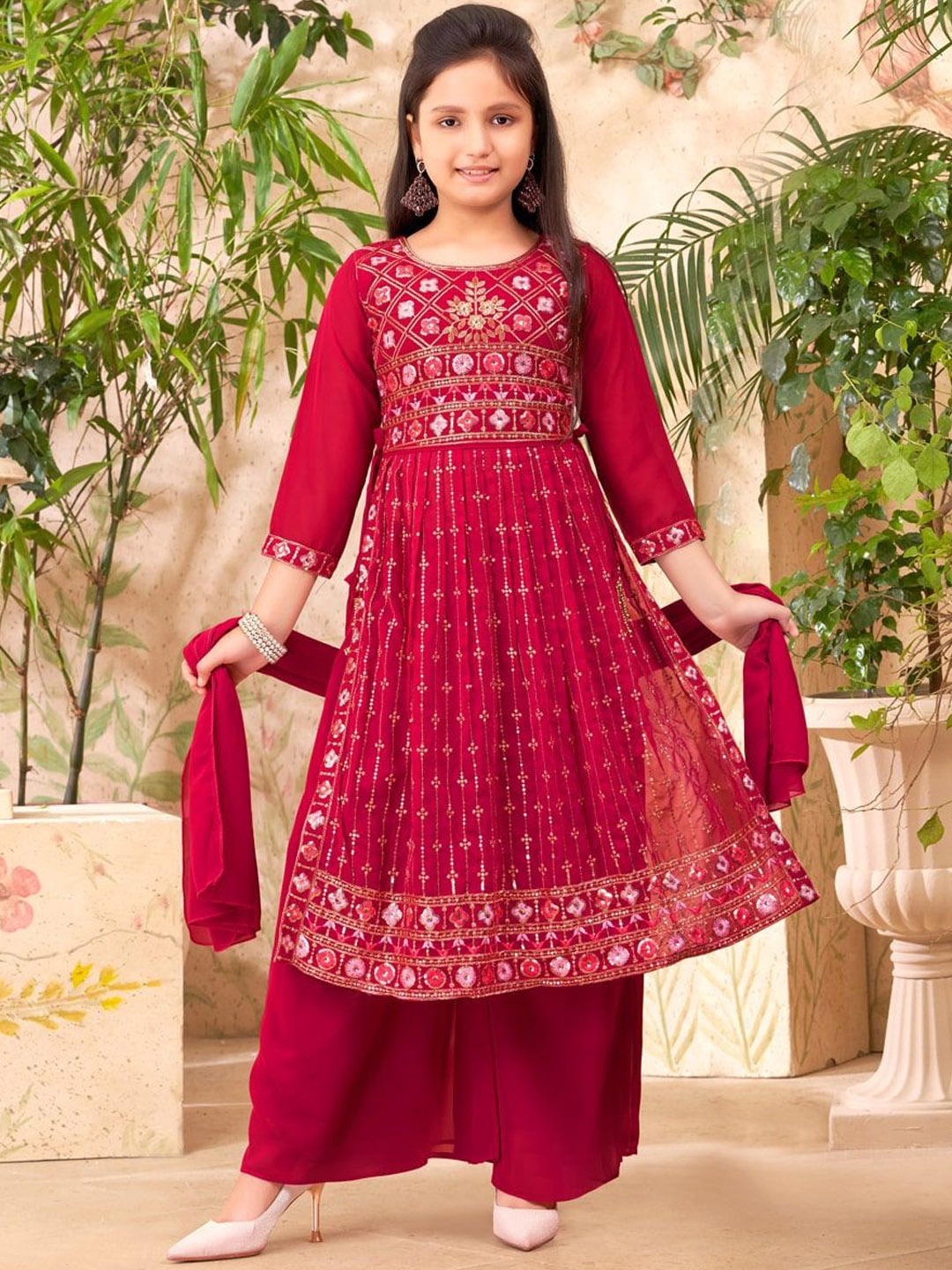 

Aarika Girls Floral Embroidered Regular Kurta with Palazzos & With Dupatta, Pink