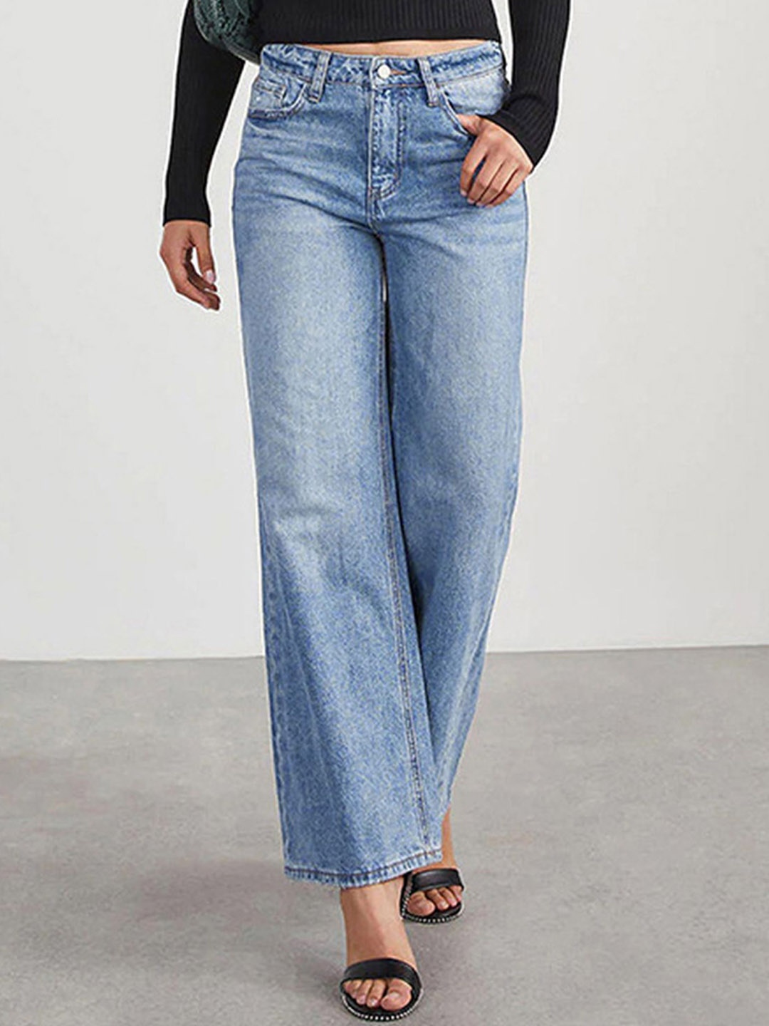 

LULU & SKY Women Wide Leg Low-Rise Light Fade Jeans, Blue
