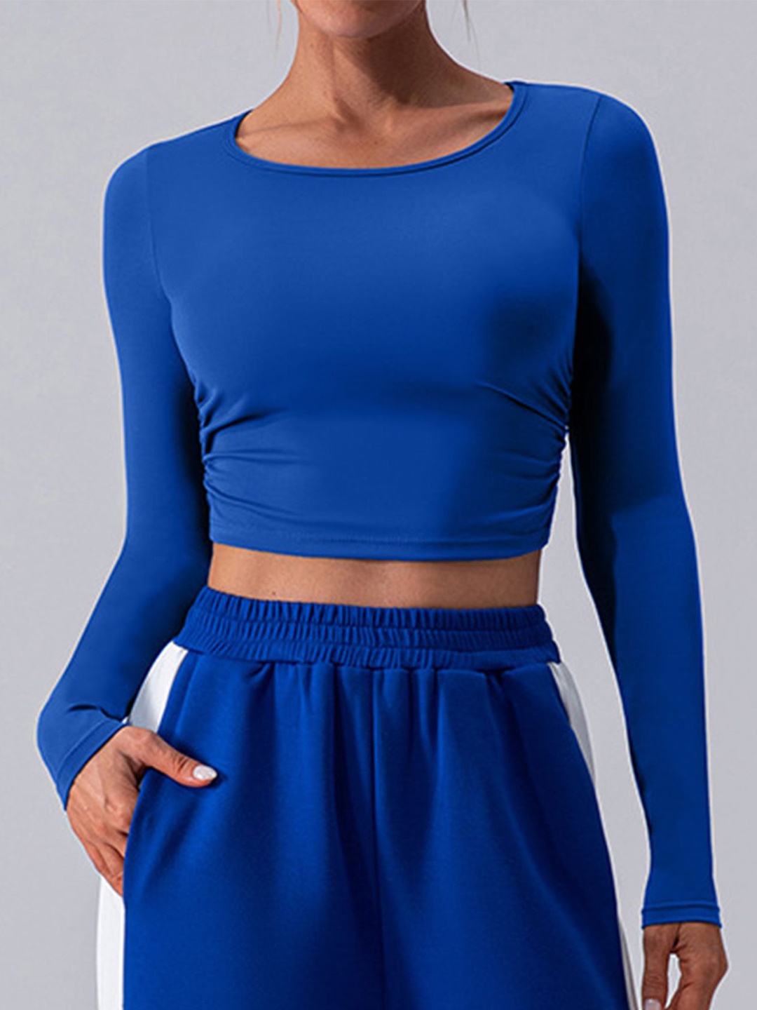 

LULU & SKY Crop Top, Blue