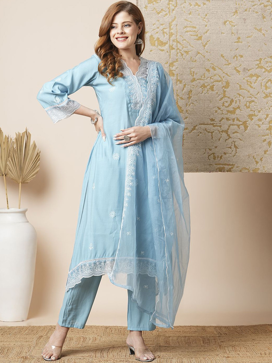 

FASHOR Women Floral Embroidered Regular Thread Work Kurta with Trousers & With Dupatta, Blue