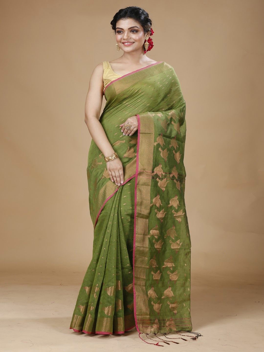 

Bong ButiQ Woven Design Zari Silk Cotton Designer Taant Saree, Fluorescent green