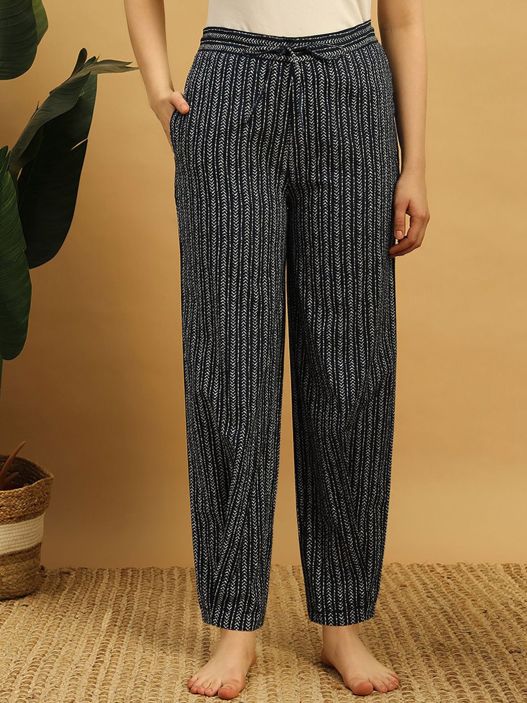 

MBeautiful Printed Straight-Leg Lounge Pants, Navy blue