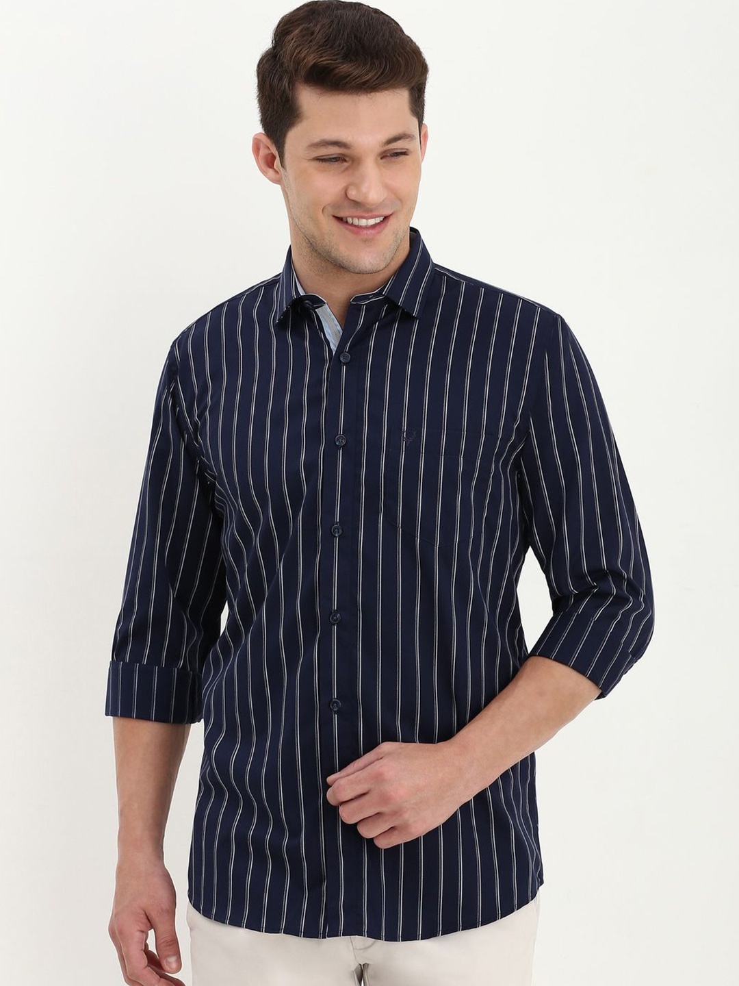 

Allen Solly Men Slim Fit Opaque Striped Casual Shirt, Navy blue