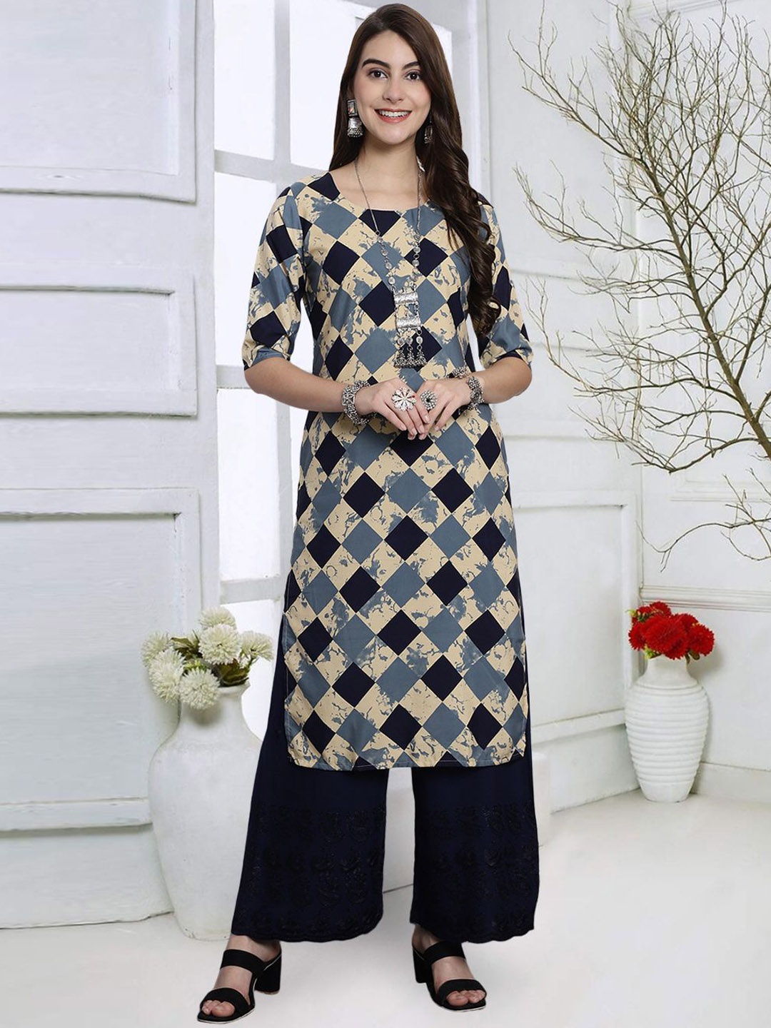 

7Threads Women Geometric Printed Mirror Work Floral Crepe Kurta, Multi