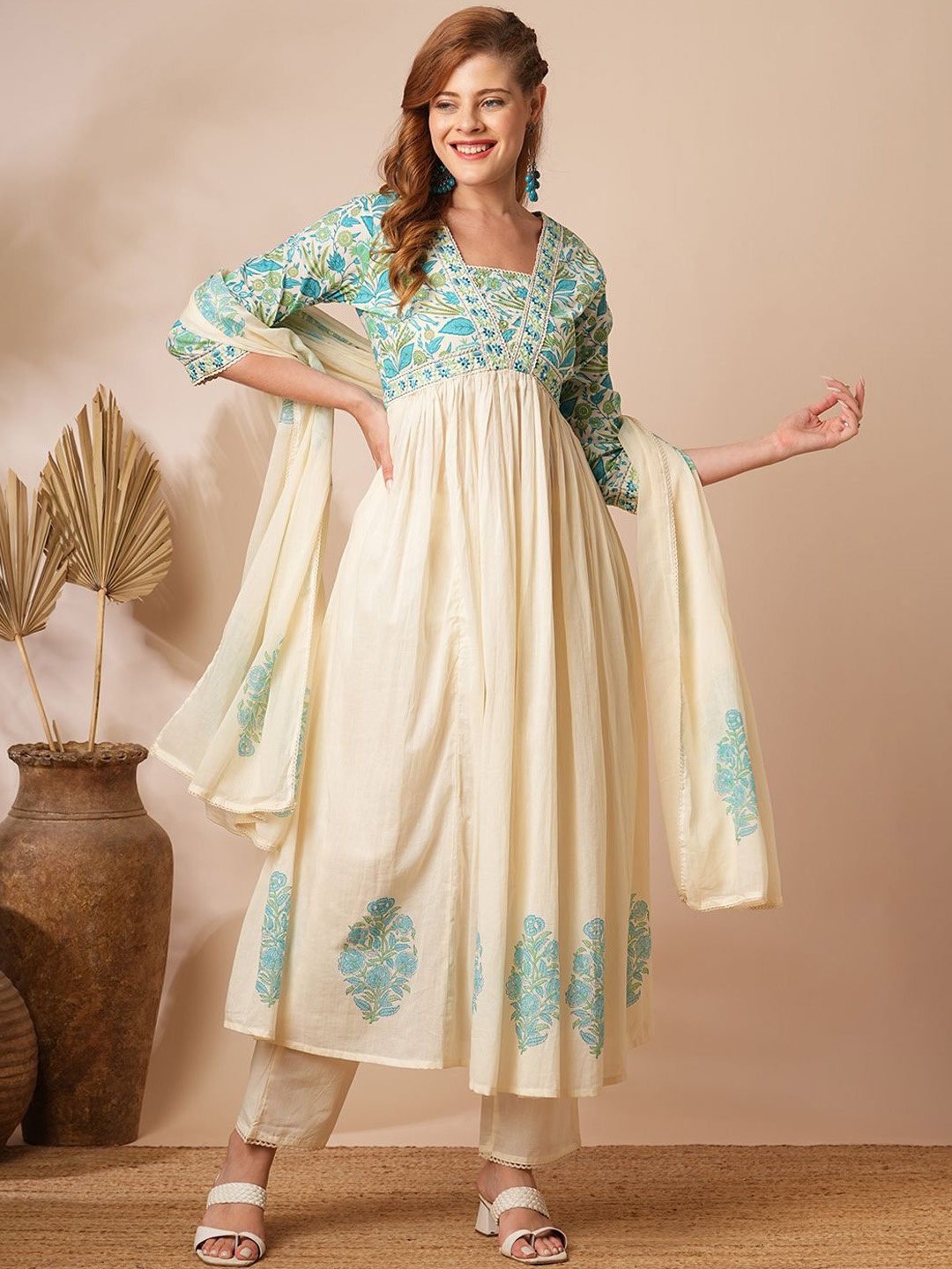 

FASHOR Women Floral Printed Pleated Sequinned Pure Cotton Kurta with Trousers & With Dupatta, Off white