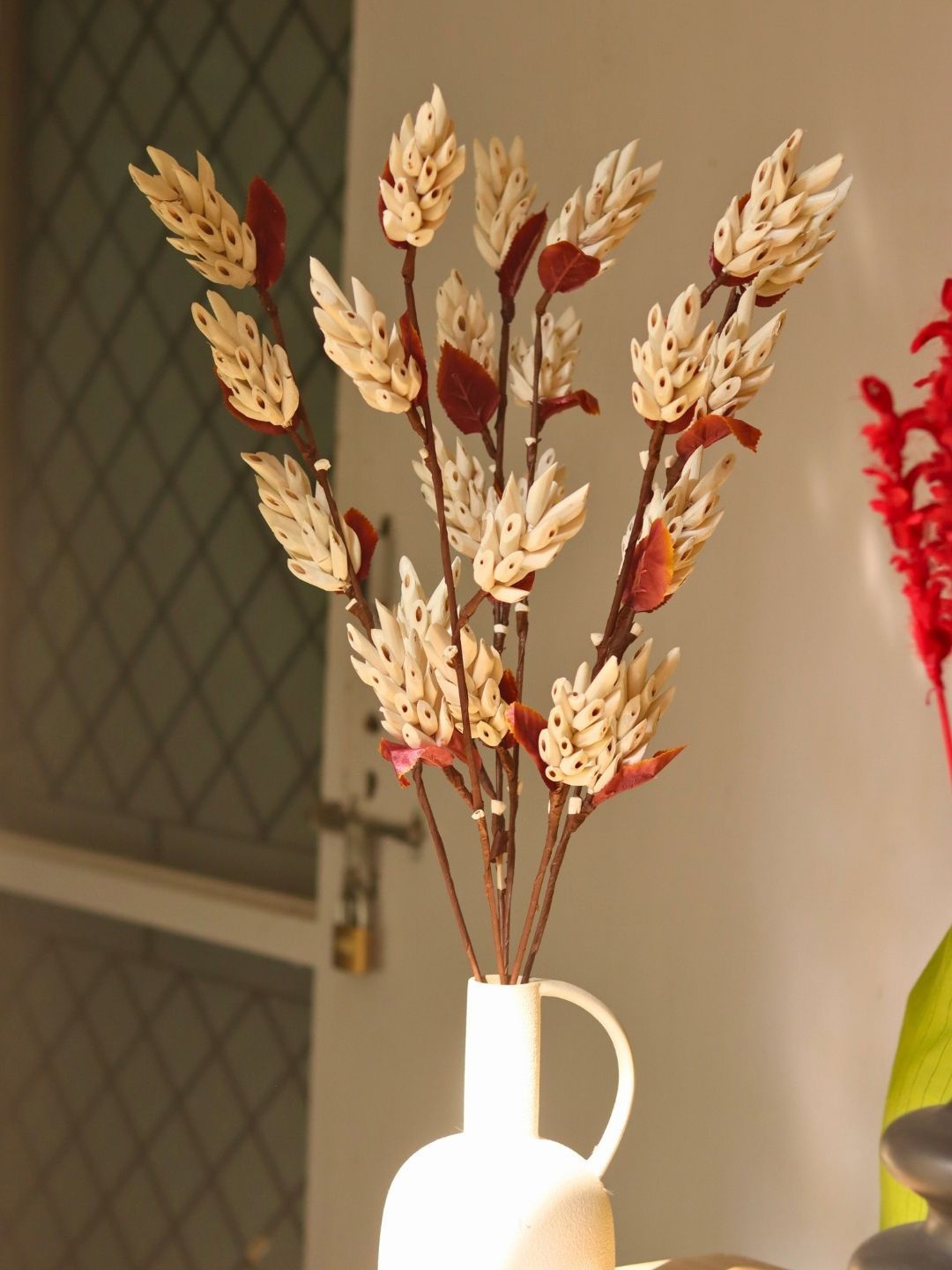 

WEAVING HOMES Beige & Red Sola Corn Artificial Flower Bunch