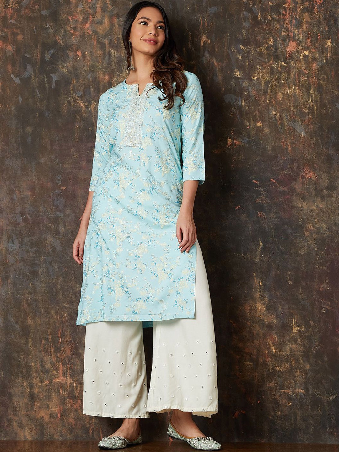 

Melange by Lifestyle Women Floral Printed Thread Work Kurta, Blue