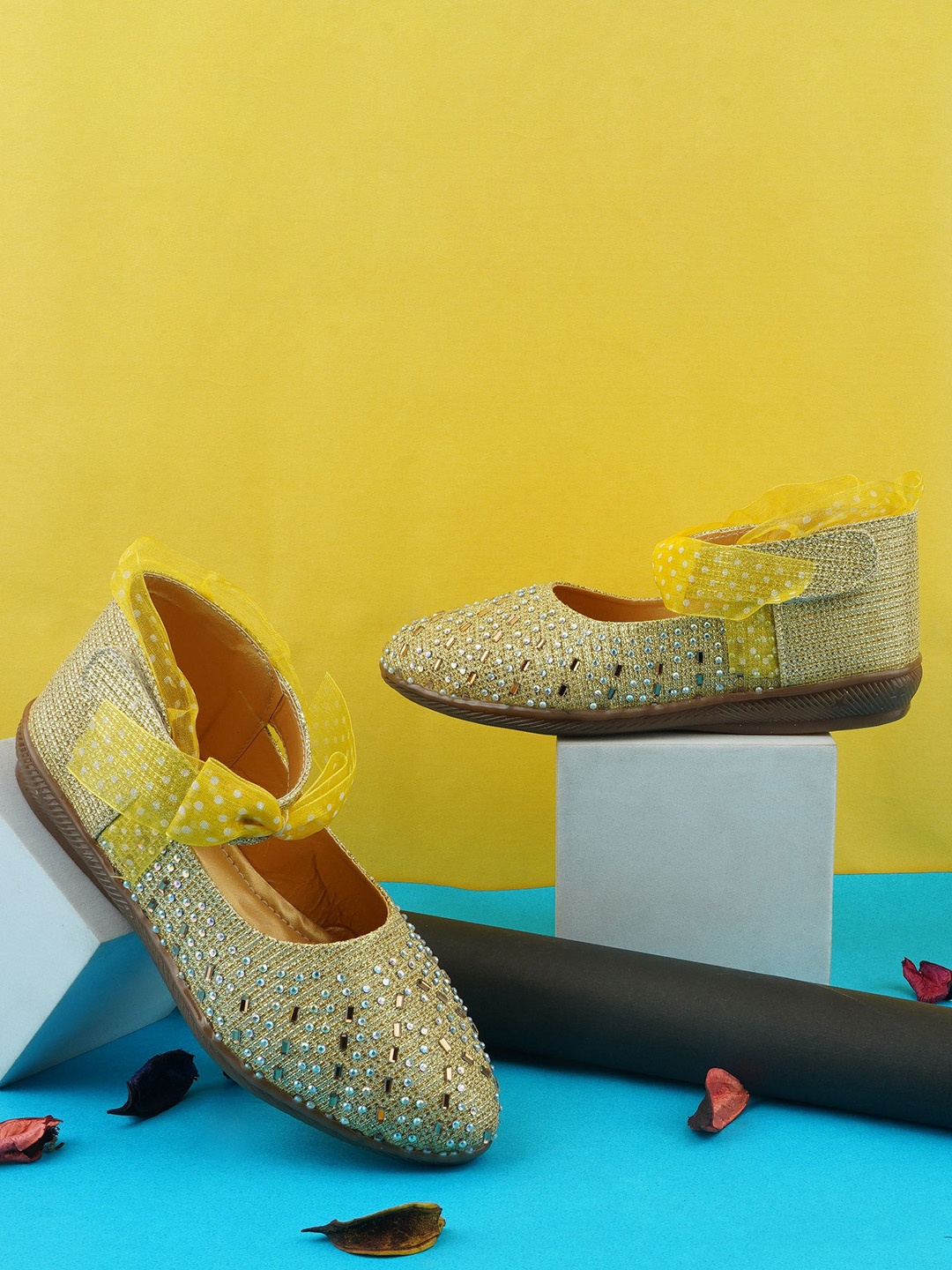 

BAESD Girls Embellished Party Ballerinas with Bows Flats, Yellow