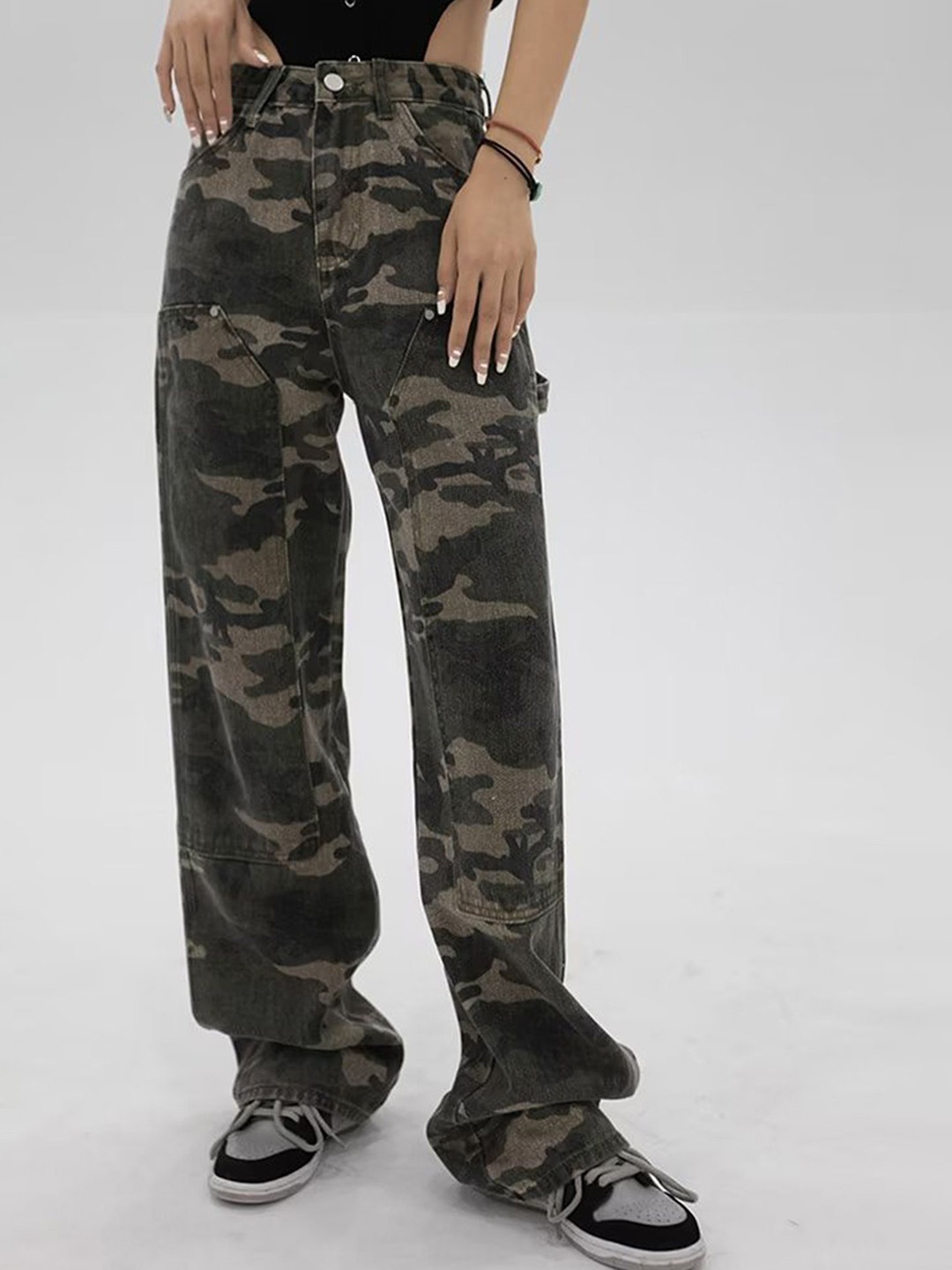 

LULU & SKY Women Camouflage Straight Fit High-Rise Low Distress Jeans, Green