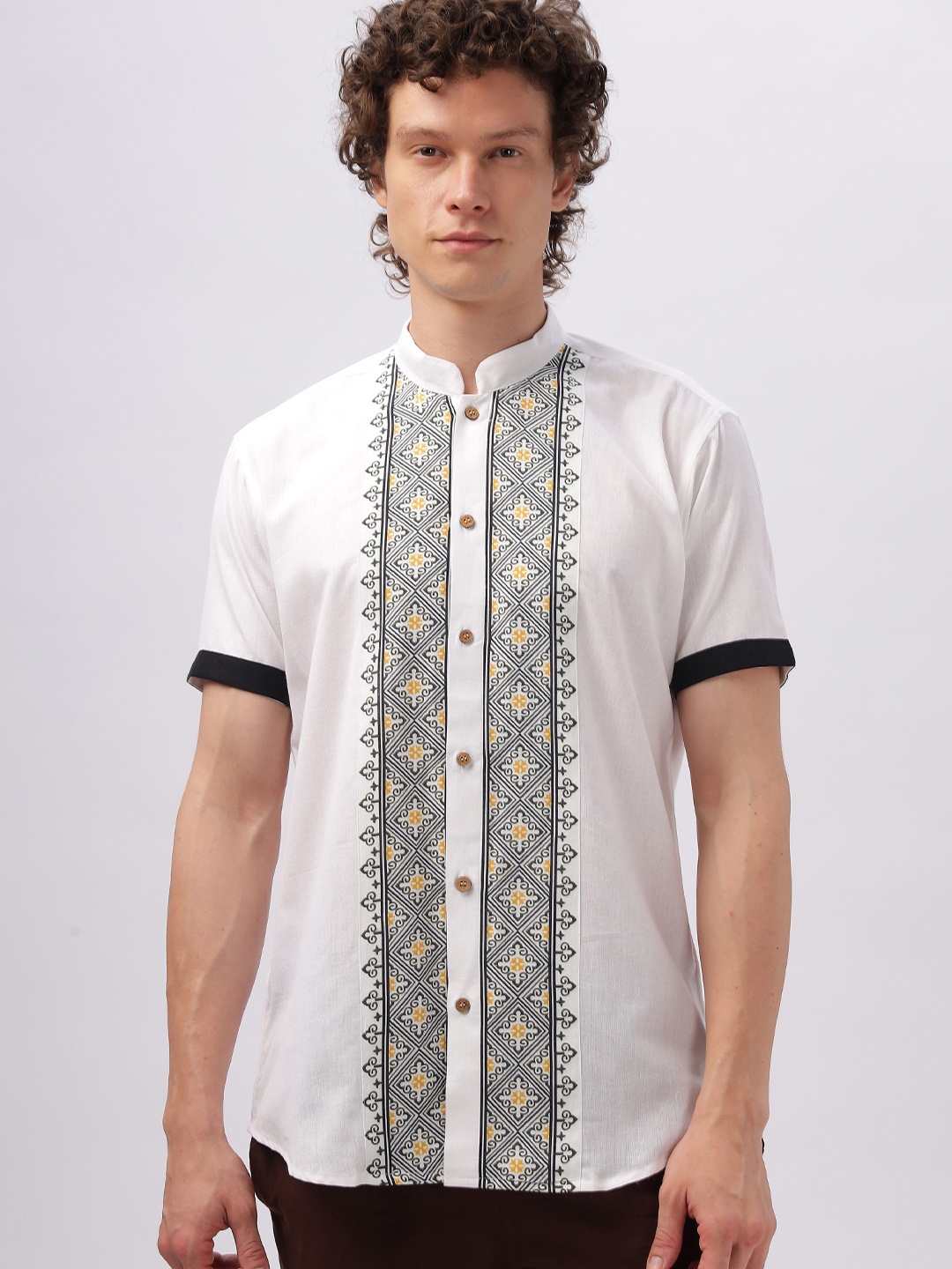 

HAMPTONS Printed Half Sleeve Casual Shirt, Black