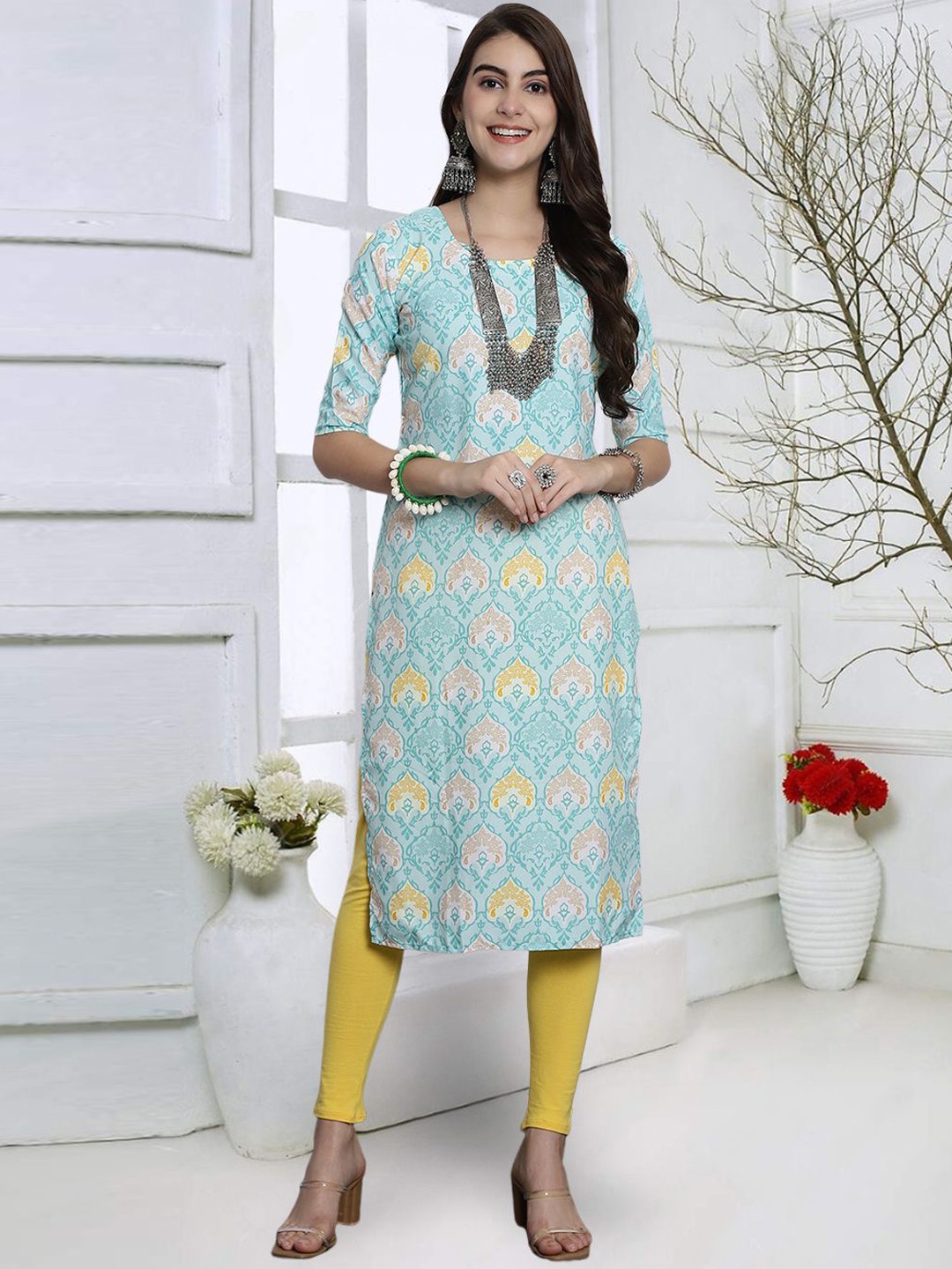 

7Threads Women Embroidered Keyhole Neck Thread Work Floral Crepe Kurta, Multi