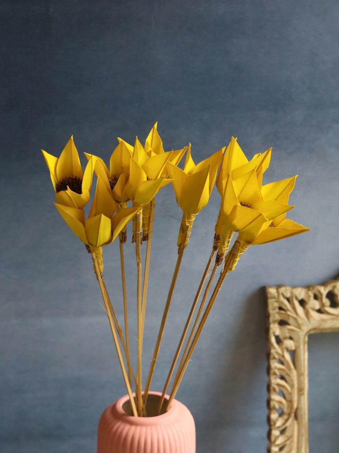 

WEAVING HOMES Sunshine Yellow Flower Bunch