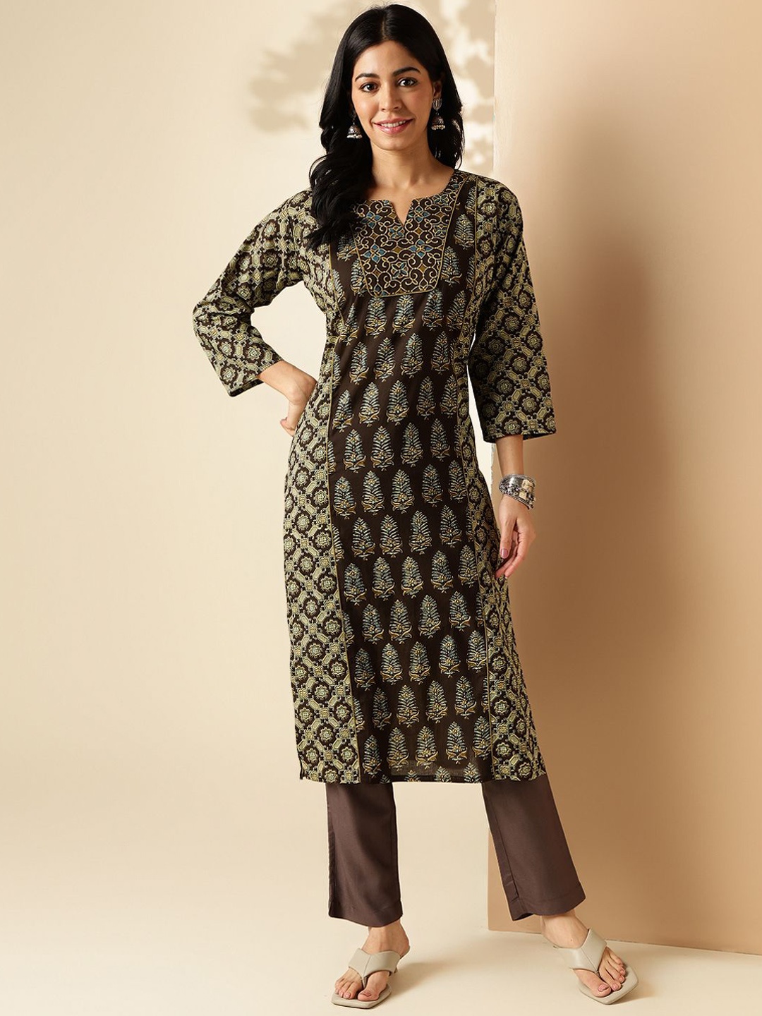 

Vbuyz Women Ethnic Motifs Printed Flared Sleeves Thread Work Floral Kurta, Brown