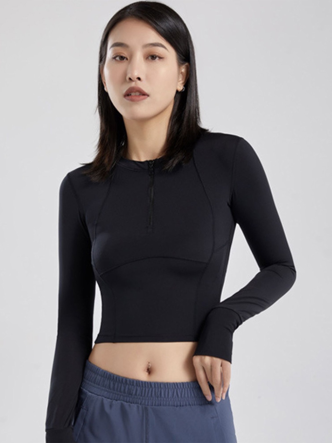 

LULU & SKY Crop Top, Black