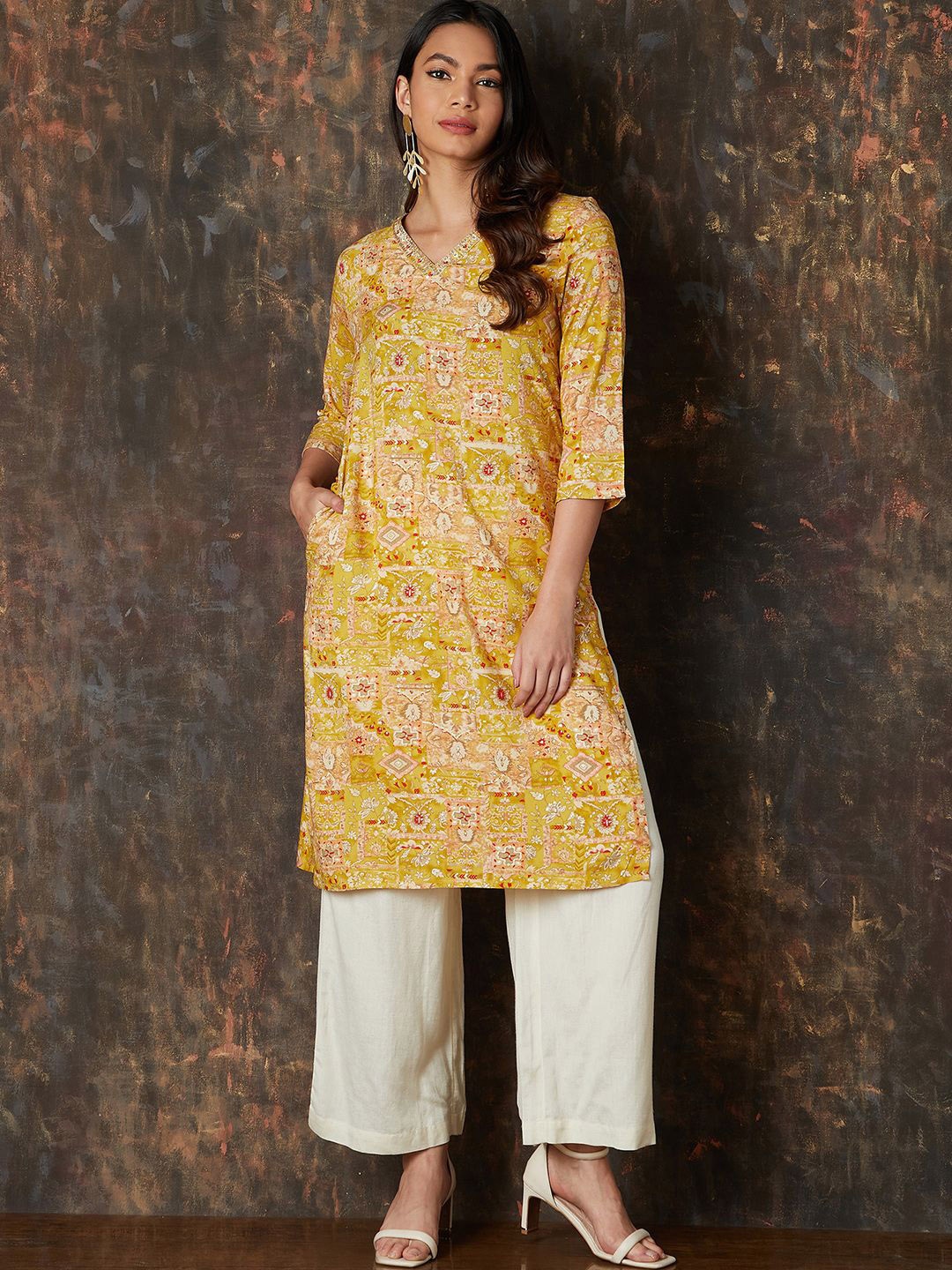 

Melange by Lifestyle Women Floral Printed Kurta, Mustard