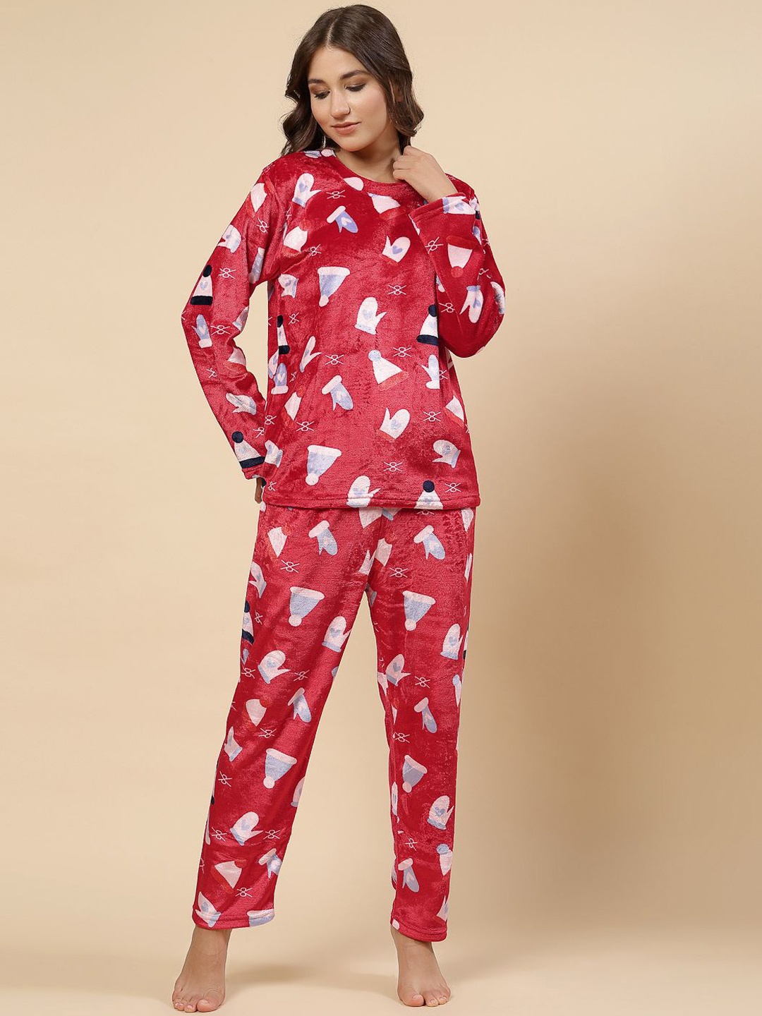 

KLOTTHE Women Printed Woolen Night Suit, Red