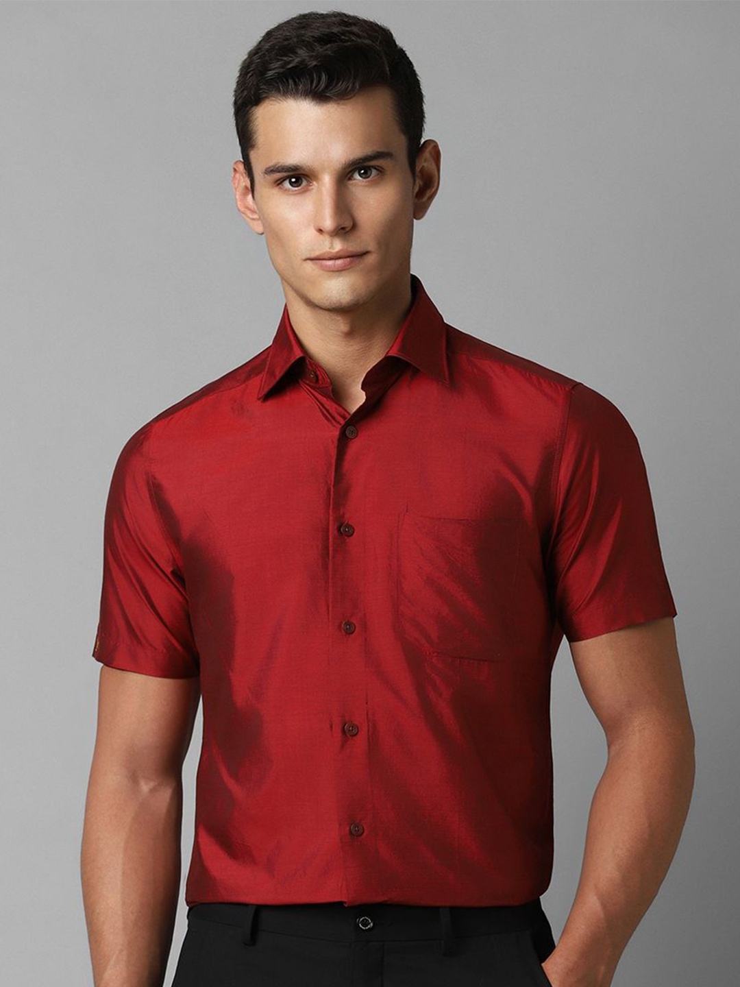 

Louis Philippe Men Classic Opaque Formal Shirt, Red
