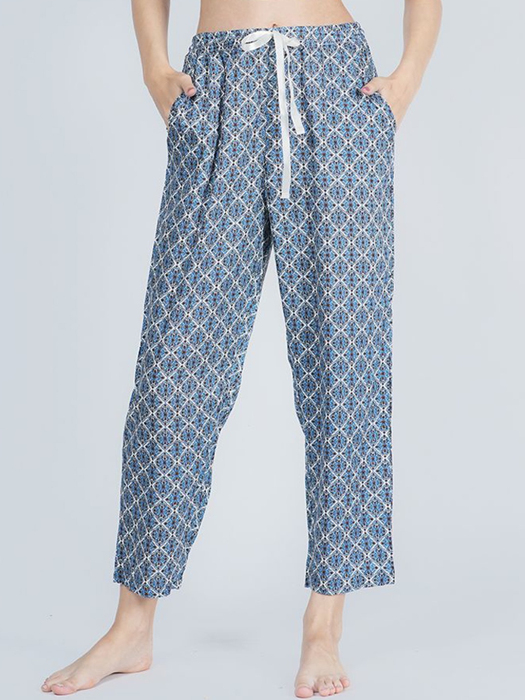 

Style Shoes Printed Mid Rise Lounge Pants, Blue