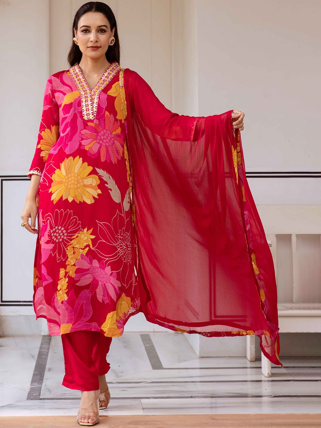 

Nehamta Women Floral Printed Regular Mirror Work Kurta with Trousers & With Dupatta, Pink