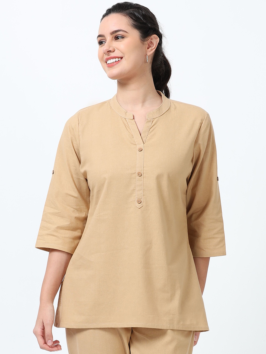 

Marcia Women Thread Work Kurta, Beige