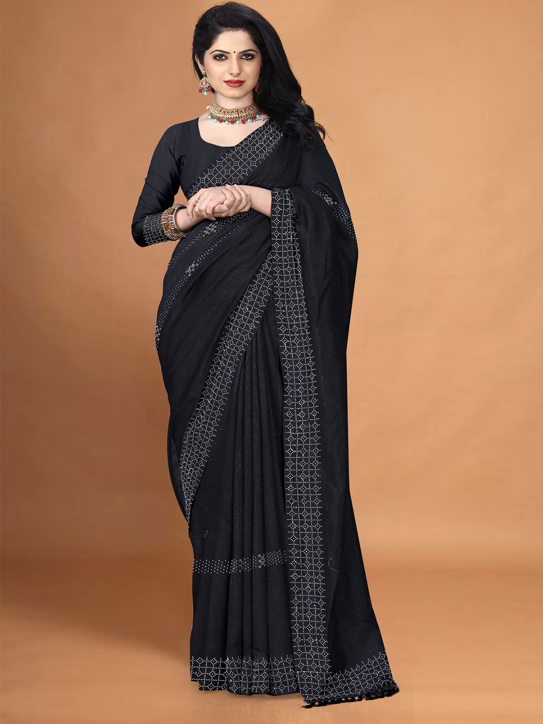 

Sanwariya Silk Floral Zari Jute Silk Kanjeevaram Saree, Black