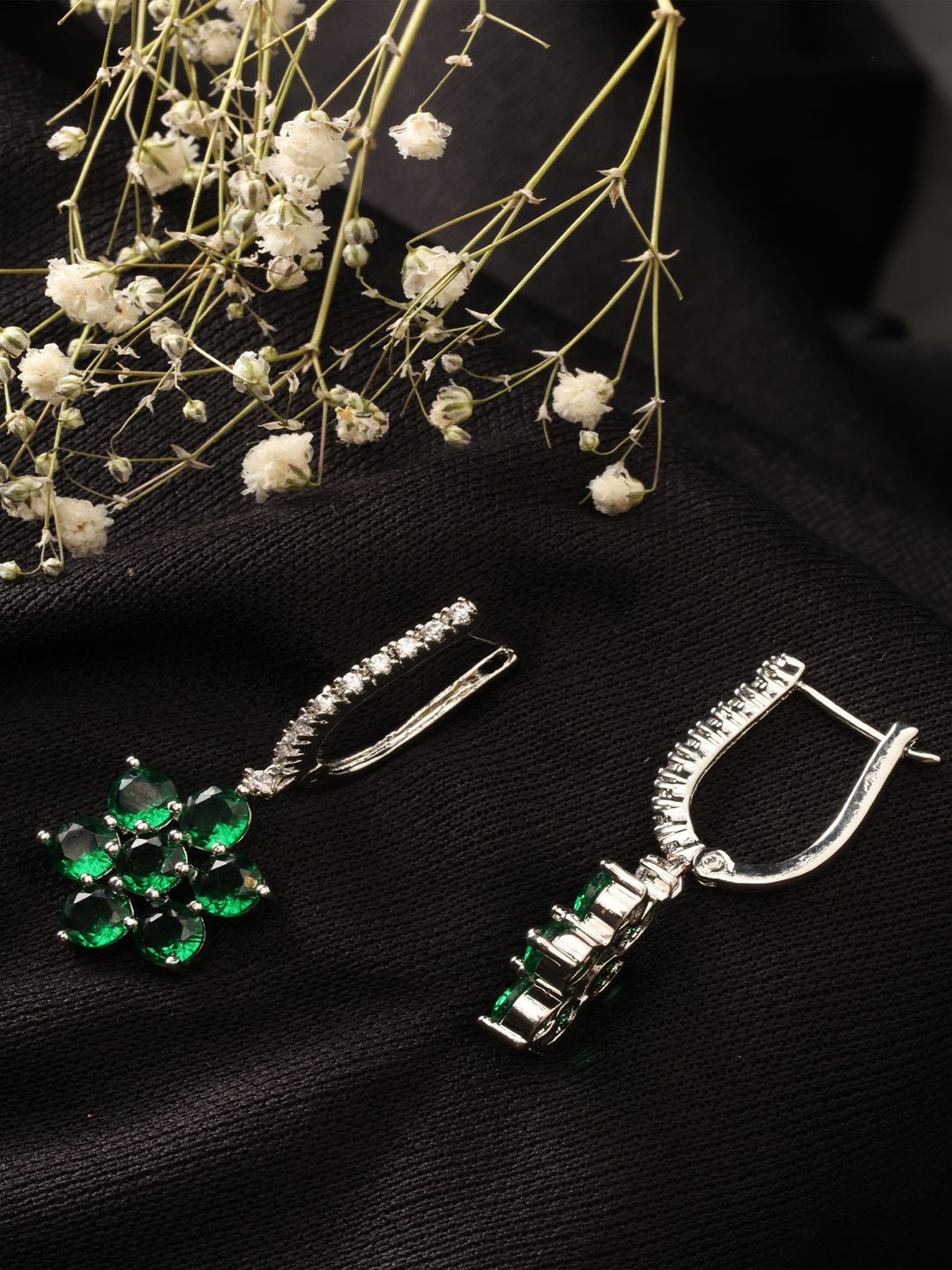 

Niscka Contemporary Drop Earrings, Green