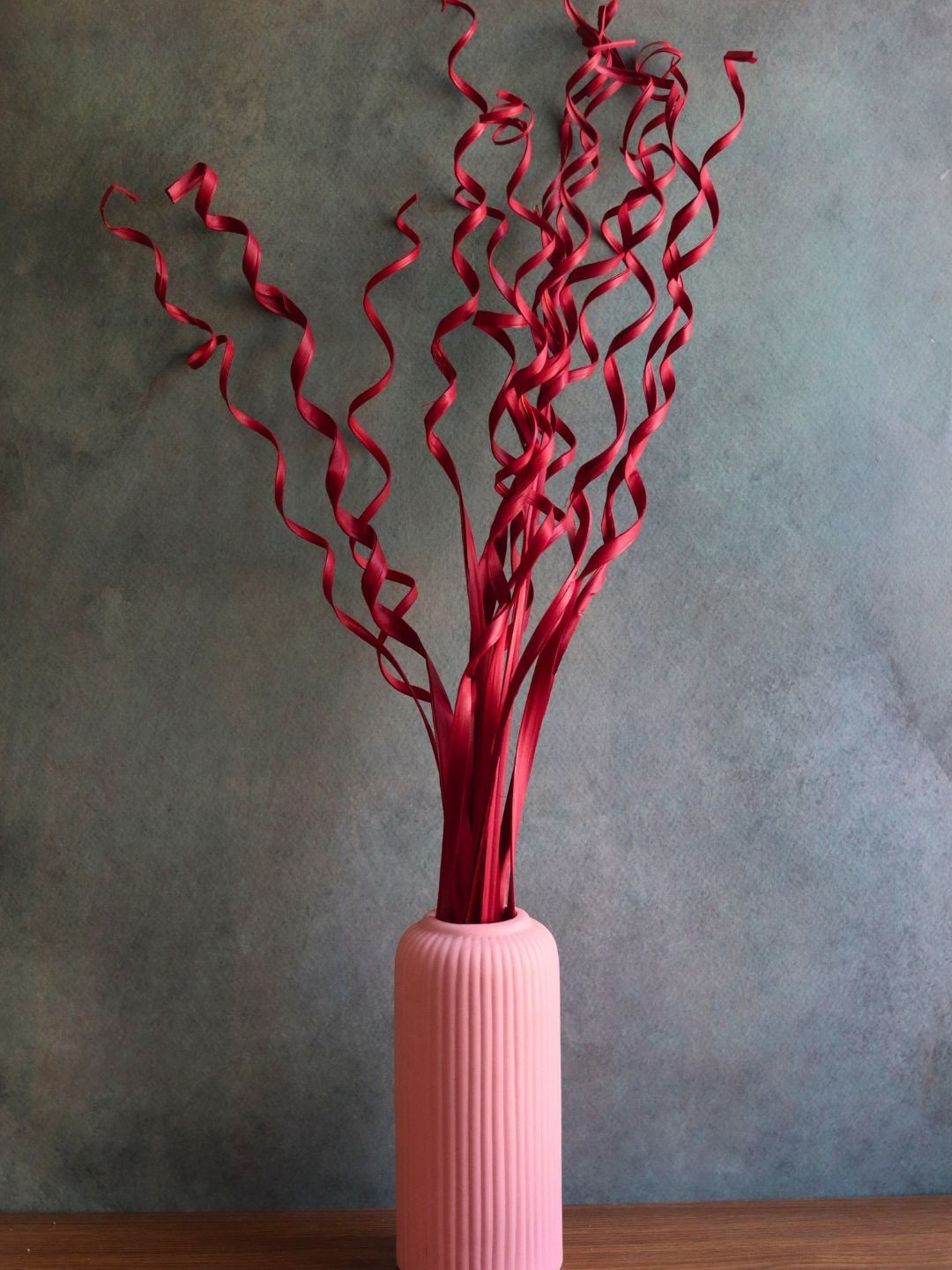 

WEAVING HOMES Red Spiral Flower Bunch