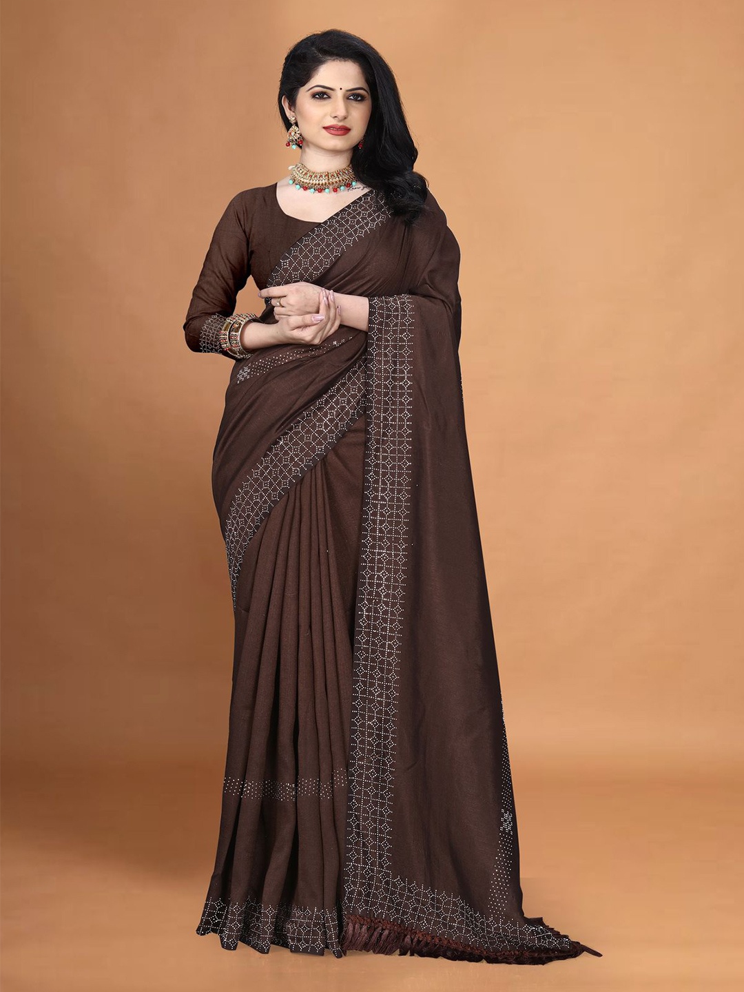 

Sanwariya Silk Embellished Zari Jute Silk Kanjeevaram Saree, Brown